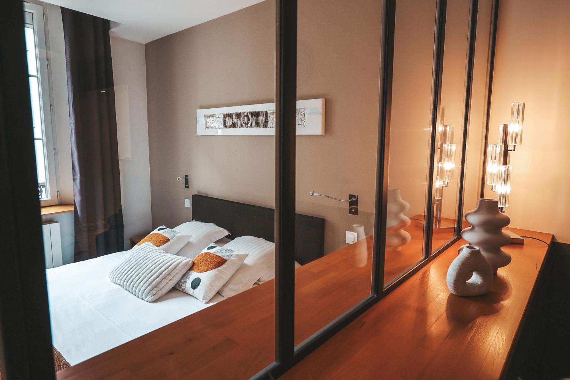 Suit'Home Commerce Анже Екстериор снимка